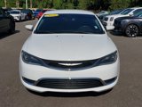 Used 2016 Chrysler 200 Limited w/ Convenience Group image 2