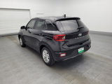 Used 2022 Hyundai Venue SE image 5