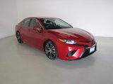 Used 2019 Toyota Camry LE image 3