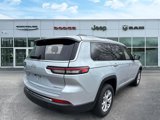 Certified 2022 Jeep Grand Cherokee L Limited w/ Luxury Tech Group II image 3
