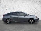 Used 2022 Toyota Prius LE image 3