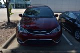 Used 2019 Chrysler Pacifica Touring-L image 2