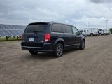 Used 2017 Dodge Grand Caravan SXT w/ Driver Convenience Group image 3
