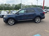 Used 2017 Ford Explorer XLT w/ Equipment Group 202A image 5