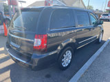 Used 2013 Chrysler Town & Country Touring image 5