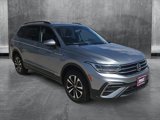 Used 2022 Volkswagen Tiguan S image 3