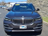 Used 2022 BMW X5 xDrive40i w/ Premium Package image 2