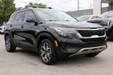 Used 2023 Kia Seltos EX image 4