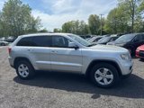 Used 2011 Jeep Grand Cherokee Laredo image 2