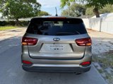 Used 2019 Kia Sorento L image 5