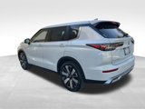 New 2025 Mitsubishi Outlander SE image 4