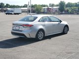 Used 2021 Toyota Corolla LE image 2