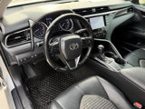 Used 2020 Toyota Camry SE image 6