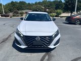 Used 2024 Nissan Altima 2.5 SR image 2