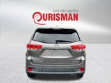 Used 2017 Toyota Highlander XLE image 3
