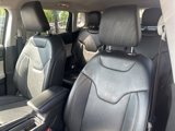 Used 2022 Jeep Compass Limited image 5