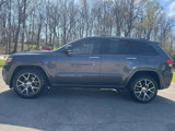 Used 2016 Jeep Grand Cherokee Overland image 2
