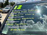Used 2012 Volkswagen Routan SE image 2