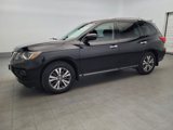 Used 2017 Nissan Pathfinder S image 2