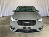 Used 2023 Chrysler Pacifica Touring-L image 2