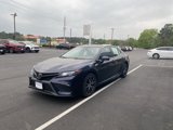 Used 2022 Toyota Camry SE image 3