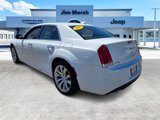 Used 2019 Chrysler 300 Limited image 4