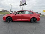 Used 2021 Toyota Corolla LE image 5