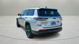 Used 2023 Jeep Grand Cherokee L Laredo image 5