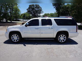 Used 2011 GMC Yukon XL Denali image 2