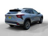 New 2025 Chevrolet Trax LT w/ LT Convenience Package image 5