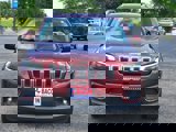 Used 2019 Jeep Cherokee Latitude w/ Popular Appearance Group image 2