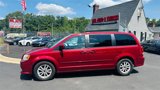Used 2014 Dodge Grand Caravan SXT image 2