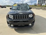 Used 2019 Jeep Renegade Latitude image 3