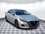 Used 2022 Nissan Altima 2.5 SV image 2