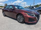 Used 2025 Nissan Altima 2.5 SV image 2