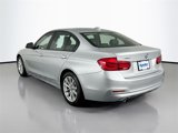 Used 2018 BMW 320i xDrive Sedan w/ Convenience Package image 4