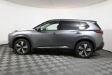Used 2021 Nissan Rogue SL image 2