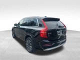 Used 2022 Volvo XC90 T5 Momentum w/ Climate Package image 3