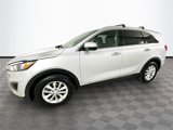 Used 2016 Kia Sorento LX w/ LX Convenience Package image 4