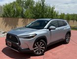 Used 2023 Toyota Corolla Cross XLE image 3