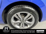 Used 2023 Volkswagen Jetta SE w/ Panoramic Sunroof Package image 5