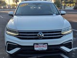 Used 2022 Volkswagen Tiguan SE image 2