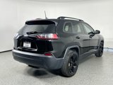 Used 2020 Jeep Cherokee Latitude Plus image 4