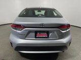 Used 2022 Toyota Corolla LE image 4