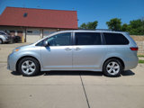 Used 2019 Toyota Sienna LE image 4