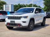 Used 2017 Jeep Grand Cherokee Trailhawk w/ Trailhawk Luxury Group image 3