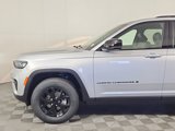 New 2025 Jeep Grand Cherokee Altitude image 2