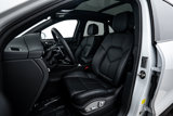 Certified 2025 Porsche Macan image 5