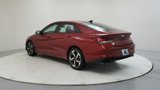 Used 2023 Hyundai Elantra SEL w/ Convenience Package image 6