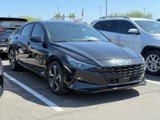 Used 2023 Hyundai Elantra SEL w/ Convenience Package image 2